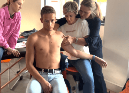 formation kiné recentrage du complexe de l'épaule niveau 1